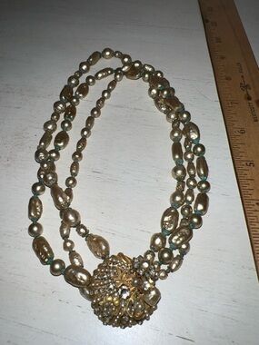 Vintage Miriam Haskell unsigned 3 Strand necklace